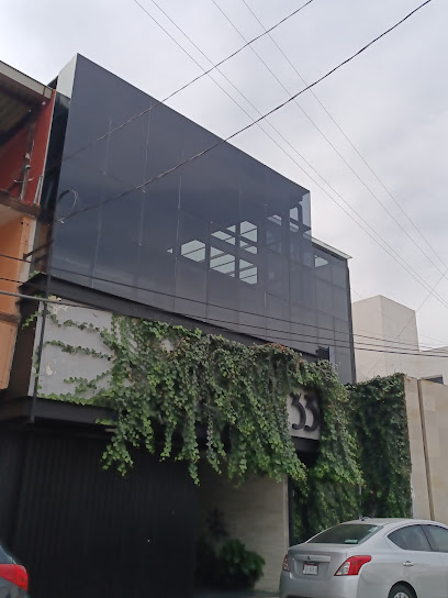 Dirección, horario, teléfono y opiniones de Notaría 33 en Uruapan